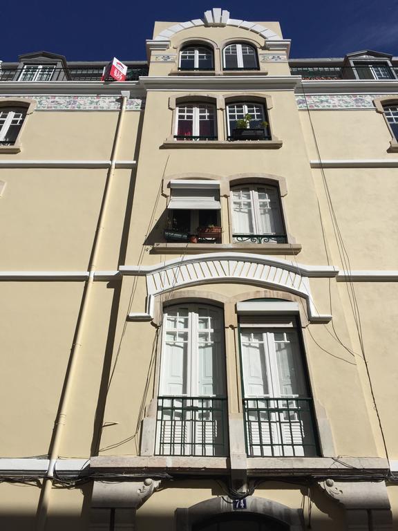 Design Sta Marta/ Liberdade Apartment Lisbon Bagian luar foto