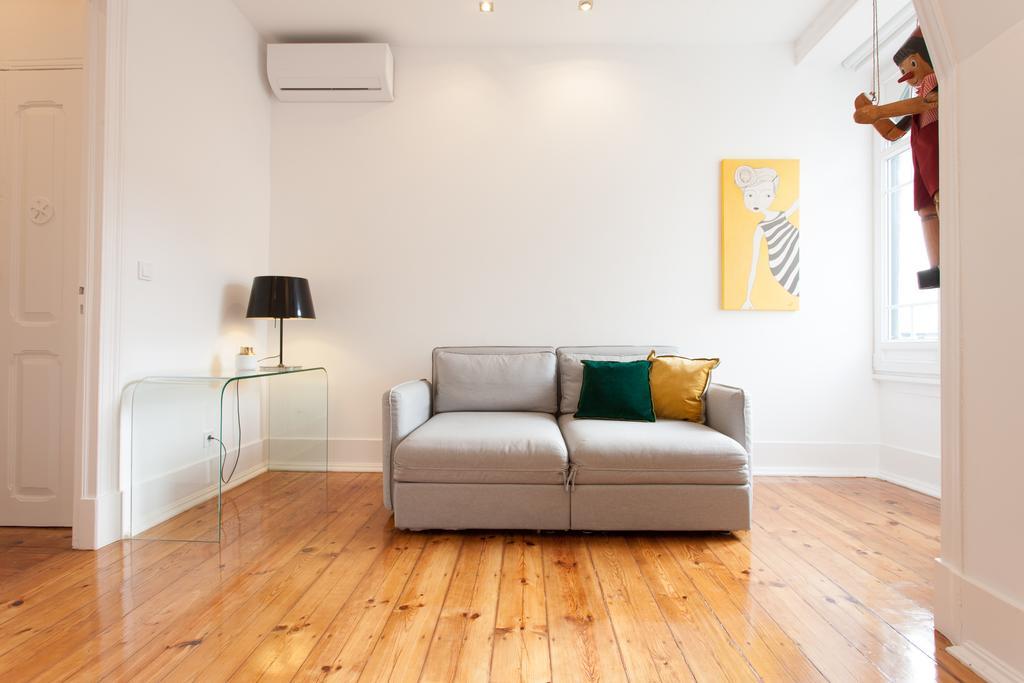 Design Sta Marta/ Liberdade Apartment Lisbon Bagian luar foto